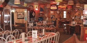 A view of dining area at Sandy's Pizza